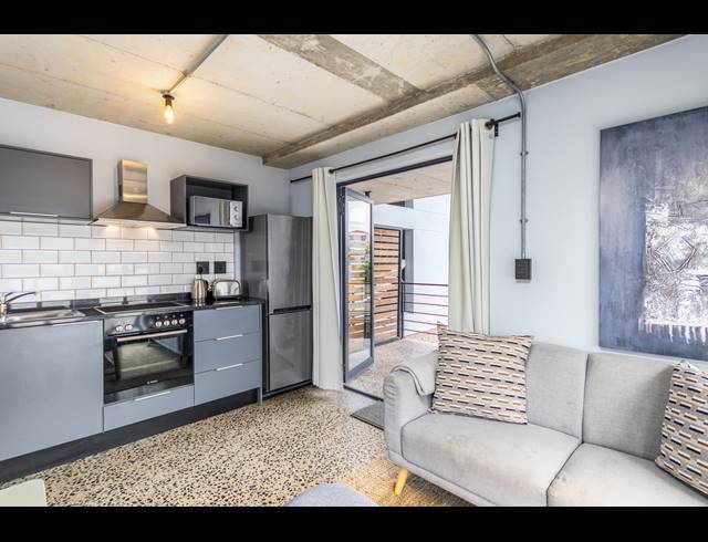 1 BEDROOM APARTMENT FOR SALE IN BEACHFRONT